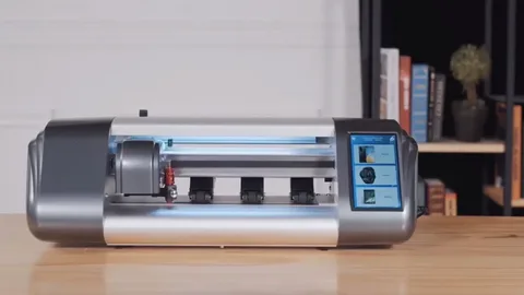 Why Choose a Mobile Protector Cutting Plotter? Skycut Distributor in Pakistan